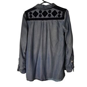 Anthropologie Holding Horses Dakota blue chambray embroidered detail shirt S
